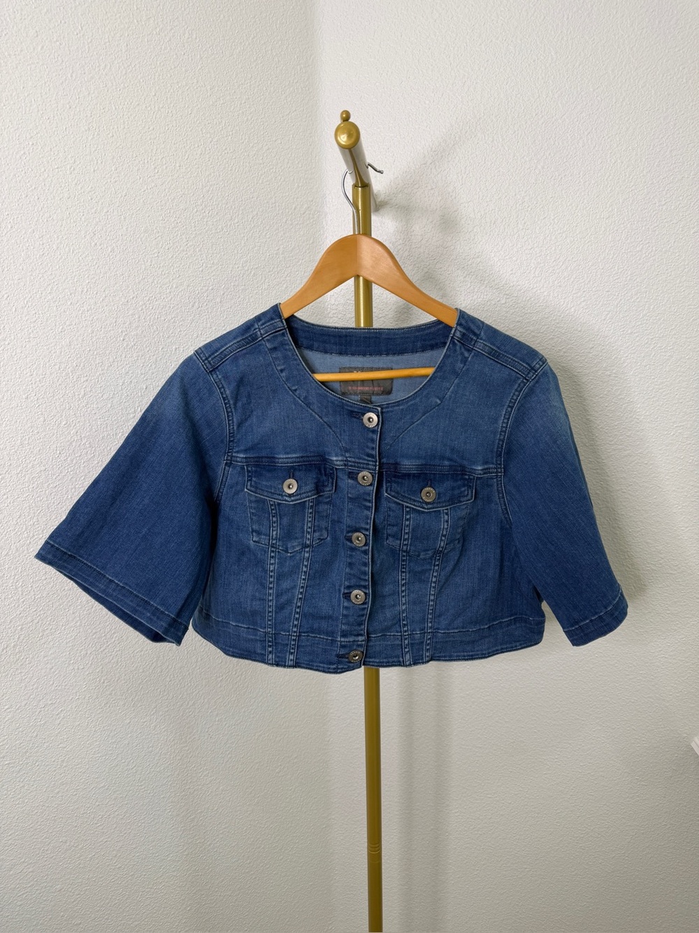 Torrid Denim Crop Bolero Short Sleeve Jacket Size 2 (18-20) Blue Button Front